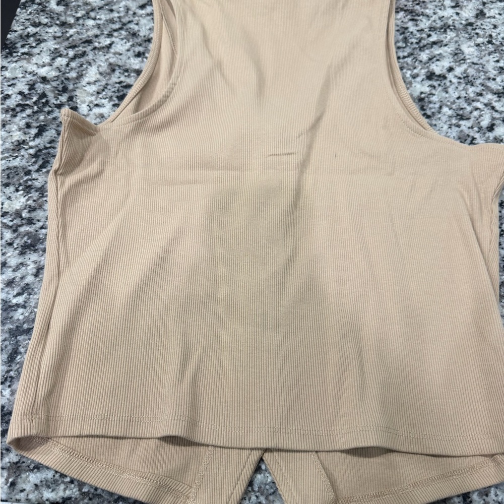 Express Beige Button-Front Ribbed Tank - Picture 6 of 8